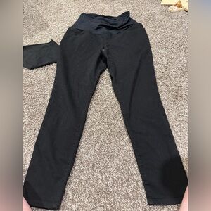 🍊NWOT Black High-Waisted maternity pants